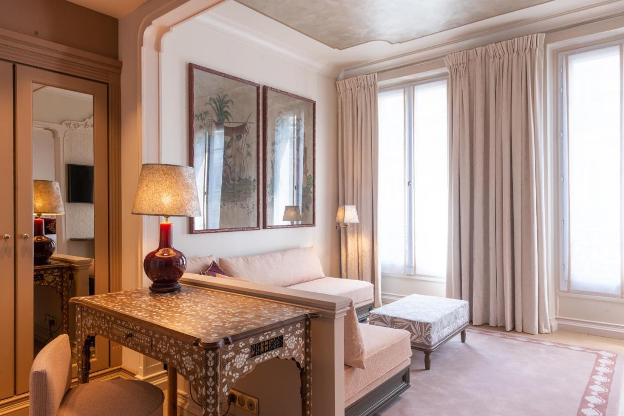 Hotel De Montesquieu Париж Екстер'єр фото
